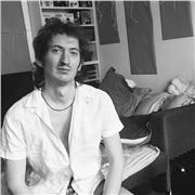 Enseignant éducateur en langue française principalement. Polyvalent